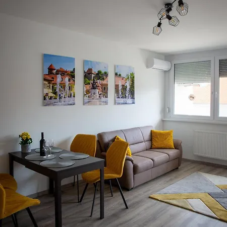 Castle View Appartamento Eger